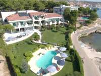 Hotel Villa Radin smještaj ljetovanje Vodice Hrvatska